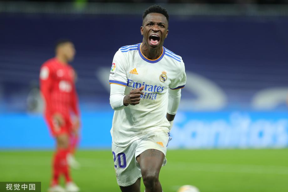 但依然以2 但依然以2