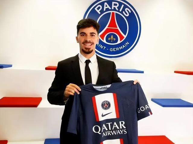 以华丽的表 以华丽的表